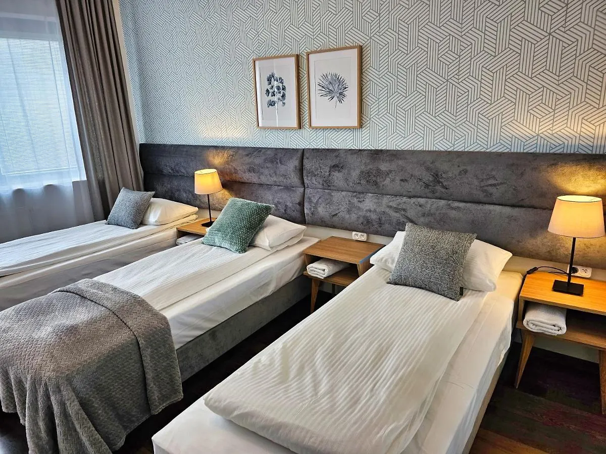 Apartamenty Arkadia by VisitWarsaw Apartments - Bon Turystyczny 0*, Warszawa
